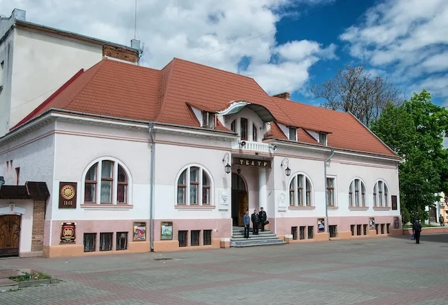 Театр імені Івана Озаркевича Театр імені Івана Озаркевича