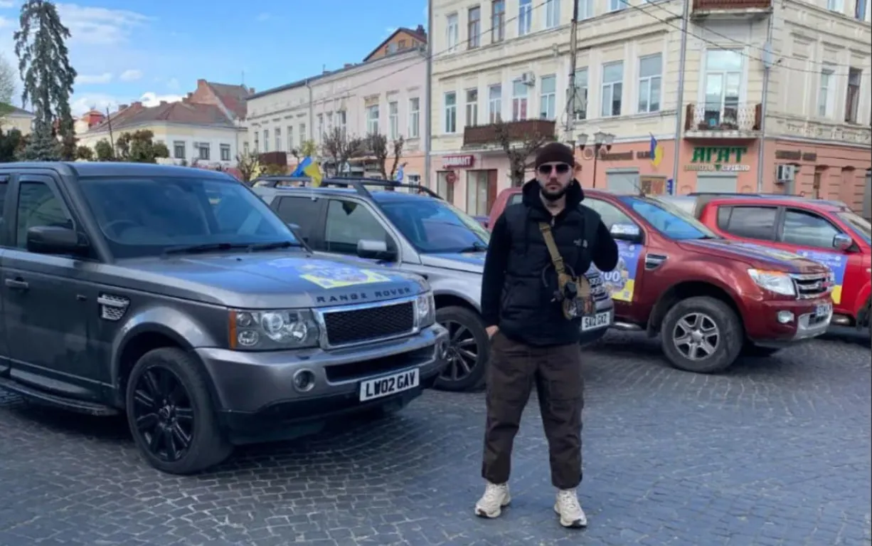 До Коломиї прибув 16-й конвой автівок для українських захисників