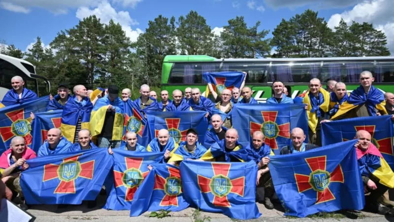 Під час 75-го обміну додому повернулися четверо захисників з Прикарпаття