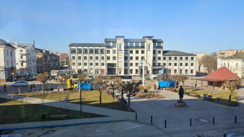 Влада Коломиї заплатить 770 тис грн за встановлення двох зупинок