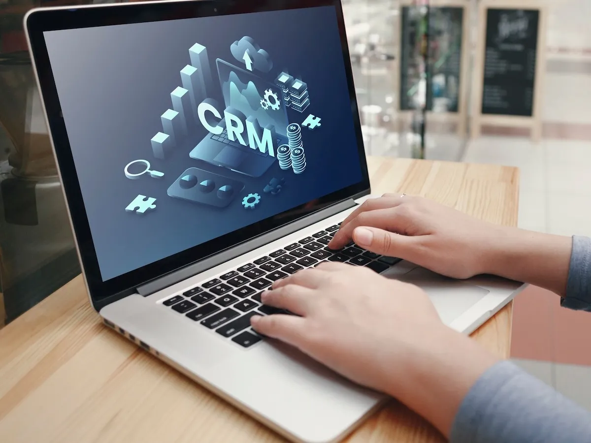 Не втрачайте клієнтів, рішення є: CRM для ріелтора