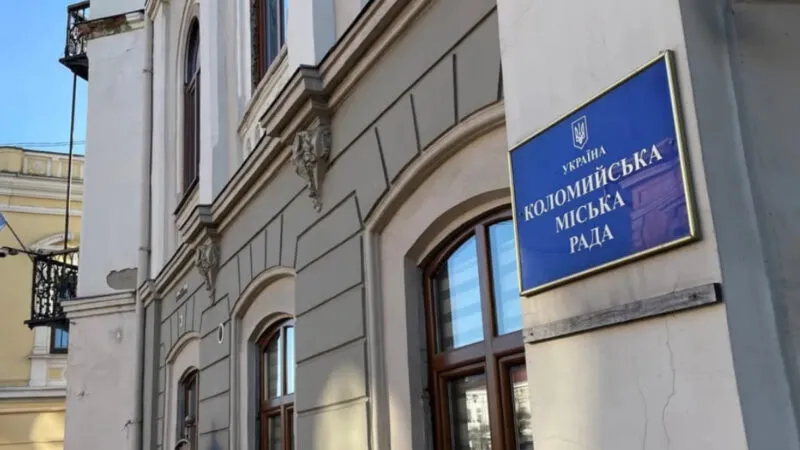 Сміттєвий протест іде в сесійну залу: активісти Коломиї готують вимоги до влади