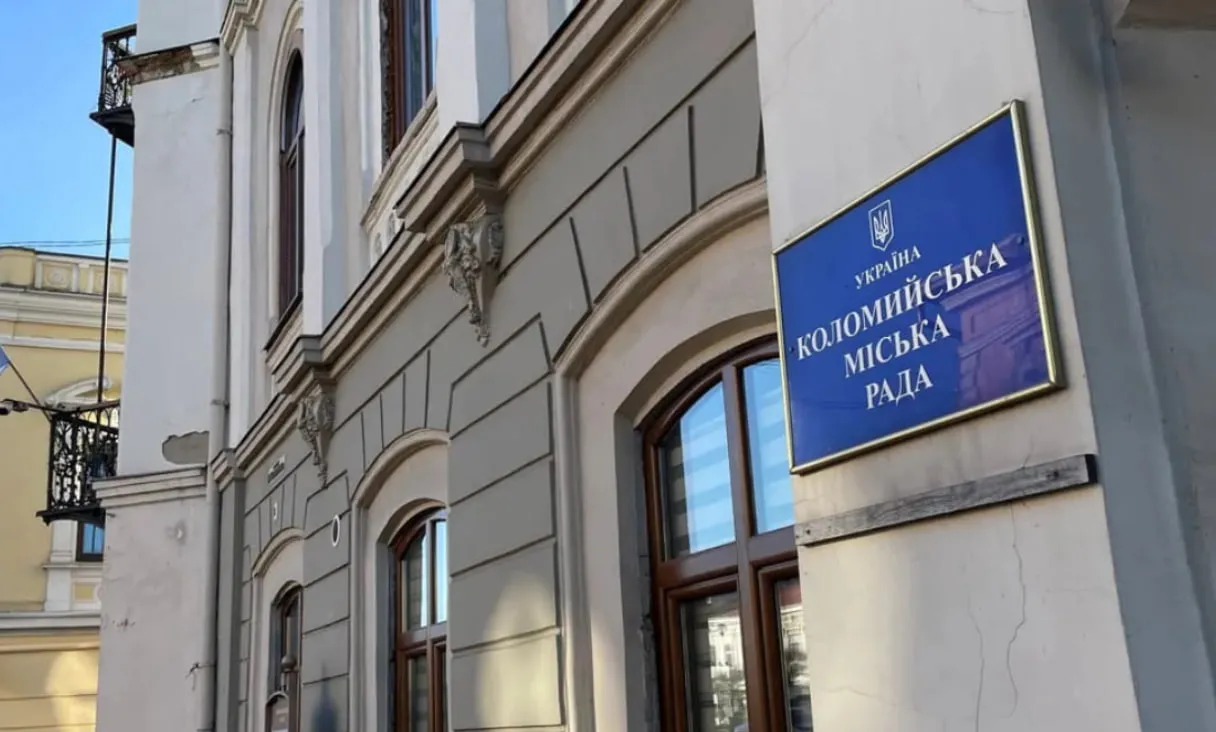 Сміттєвий протест іде в сесійну залу: активісти Коломиї готують вимоги до влади
