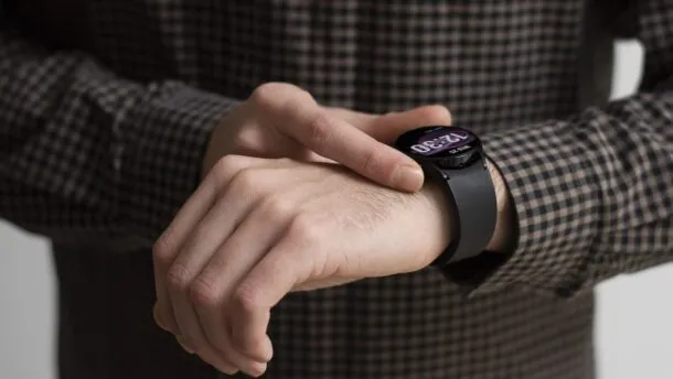 Переваги смарт-годинника CMF Watch Pro 2 та навушників CMF Buds Pro 2 для сучасних користувачів