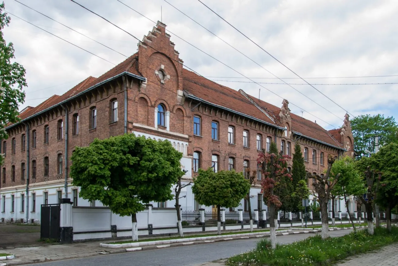 Яку школу обрати у Коломиї: рейтинг ліцеїв за результатами НМТ-2026